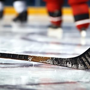 hockey-stick-ice_917856-17170